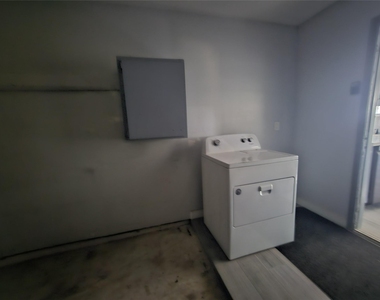 2519 Piddler Drive - Photo Thumbnail 26