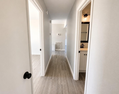 2519 Piddler Drive - Photo Thumbnail 32