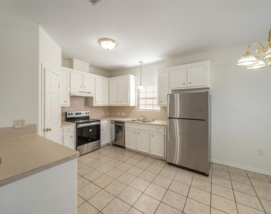 5502 Finch Street - Photo Thumbnail 7