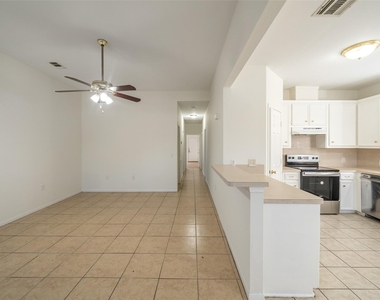 5502 Finch Street - Photo Thumbnail 6