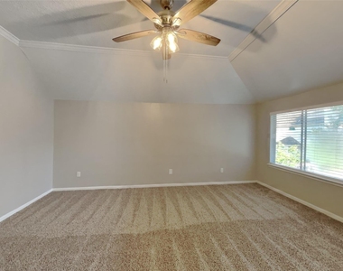 20402 Avery Point Drive - Photo Thumbnail 19