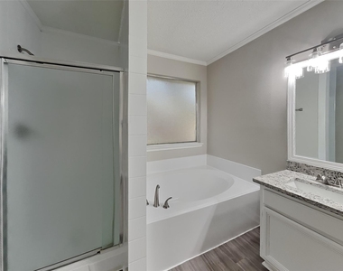 20402 Avery Point Drive - Photo Thumbnail 8