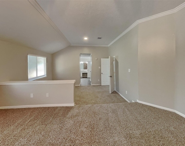 20402 Avery Point Drive - Photo Thumbnail 18