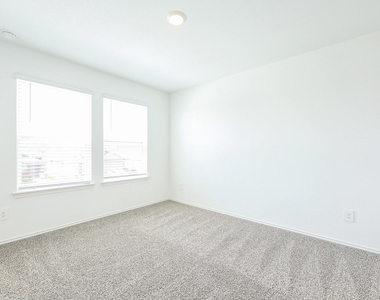 5419 Desert Glen Drive - Photo Thumbnail 16
