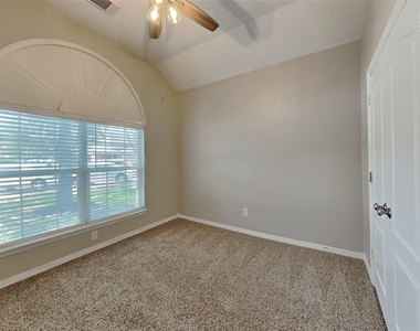 5219 Whitebridge Lane - Photo Thumbnail 14