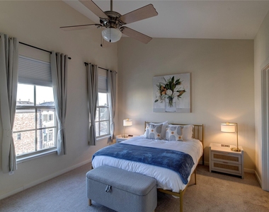 2216 Chenevert Street - Photo Thumbnail 29
