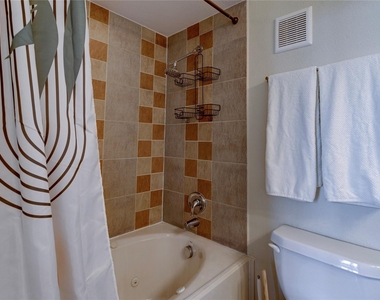 2216 Chenevert Street - Photo Thumbnail 26