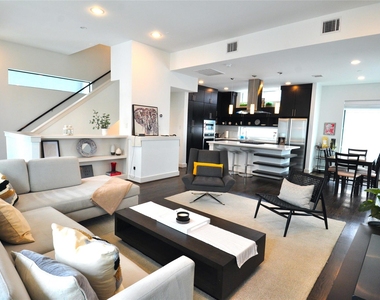 5634 Petty Street - Photo Thumbnail 3
