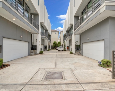 5634 Petty Street - Photo Thumbnail 1
