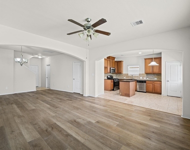 14286 Empanada Drive - Photo Thumbnail 6