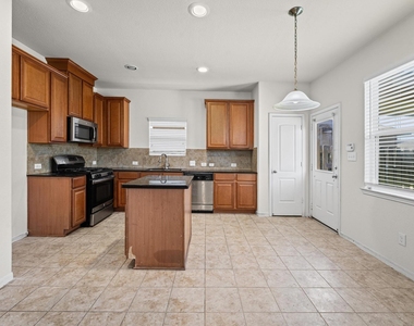 14286 Empanada Drive - Photo Thumbnail 8