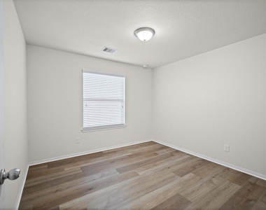 14286 Empanada Drive - Photo Thumbnail 17