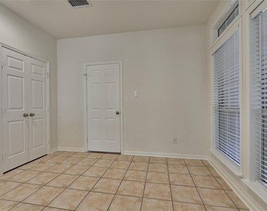 66 Valley Oaks Circle - Photo Thumbnail 20