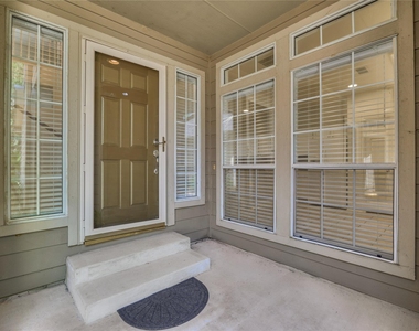 66 Valley Oaks Circle - Photo Thumbnail 6