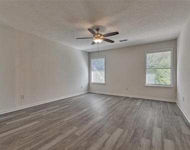 66 Valley Oaks Circle - Photo Thumbnail 28