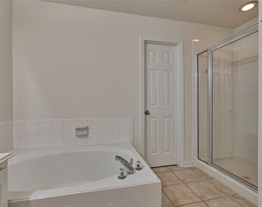 66 Valley Oaks Circle - Photo Thumbnail 33