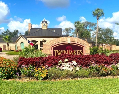 5522 Olympiad Drive - Photo Thumbnail 20