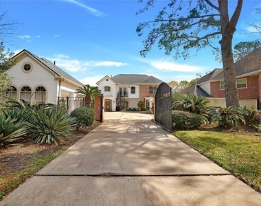 5522 Olympiad Drive - Photo Thumbnail 25