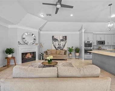 5522 Olympiad Drive - Photo Thumbnail 9