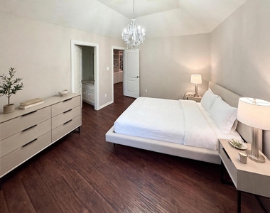 5522 Olympiad Drive - Photo Thumbnail 18