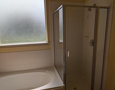 21383 Village Crossing Lane - Photo Thumbnail 9