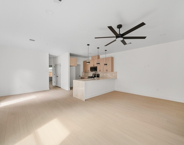 4314 Stassen Street - Photo Thumbnail 3
