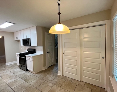3951 Town Park Lane - Photo Thumbnail 5