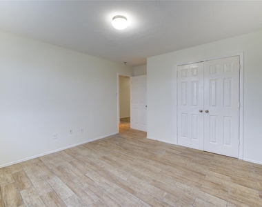 9926 Myrtle Field Lane - Photo Thumbnail 18