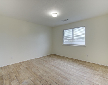 9926 Myrtle Field Lane - Photo Thumbnail 17