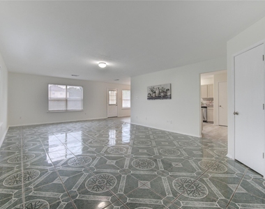 9926 Myrtle Field Lane - Photo Thumbnail 3