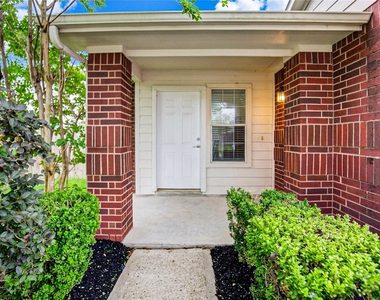 9926 Myrtle Field Lane - Photo Thumbnail 1