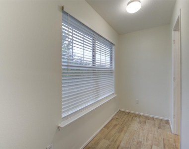 9926 Myrtle Field Lane - Photo Thumbnail 29
