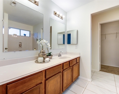 9926 Myrtle Field Lane - Photo Thumbnail 35