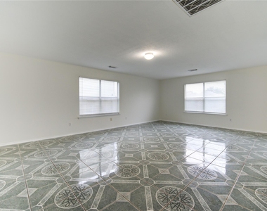 9926 Myrtle Field Lane - Photo Thumbnail 5