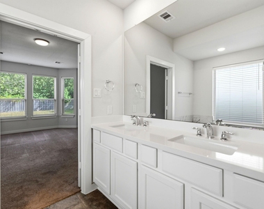 8017 Whisper Grove Drive - Photo Thumbnail 22