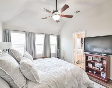 11514 Dahlia Dale Drive - Photo Thumbnail 17