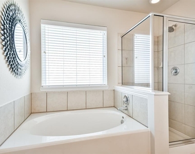 11514 Dahlia Dale Drive - Photo Thumbnail 20