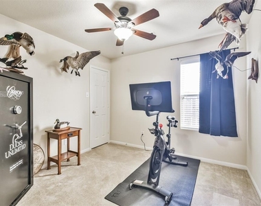 11514 Dahlia Dale Drive - Photo Thumbnail 23