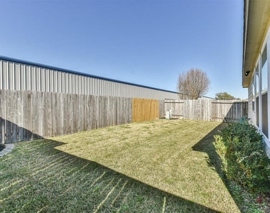 11514 Dahlia Dale Drive - Photo Thumbnail 28