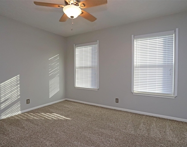 12870 Westella Drive - Photo Thumbnail 15