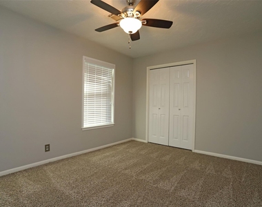 12870 Westella Drive - Photo Thumbnail 17
