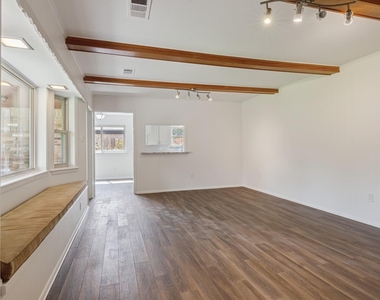 5647 Lymbar Drive - Photo Thumbnail 10