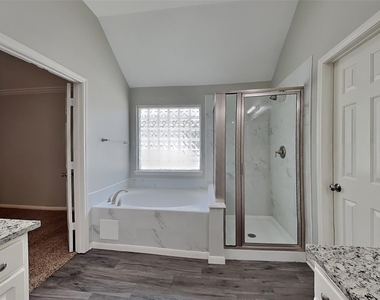 7031 Tallow Knoll Lane - Photo Thumbnail 10