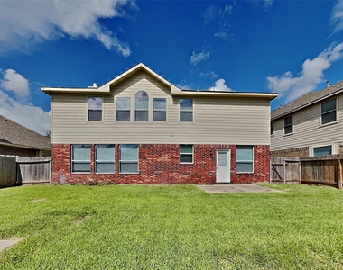7031 Tallow Knoll Lane - Photo Thumbnail 22