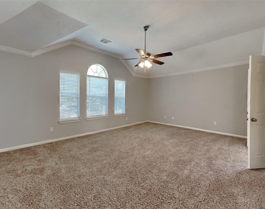 7031 Tallow Knoll Lane - Photo Thumbnail 8
