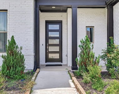 2406 Pear Blossom Lane - Photo Thumbnail 3
