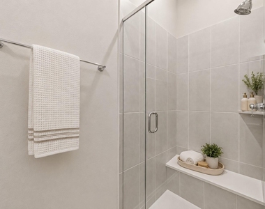 2406 Pear Blossom Lane - Photo Thumbnail 17