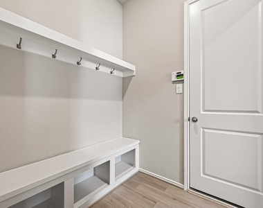 2406 Pear Blossom Lane - Photo Thumbnail 35