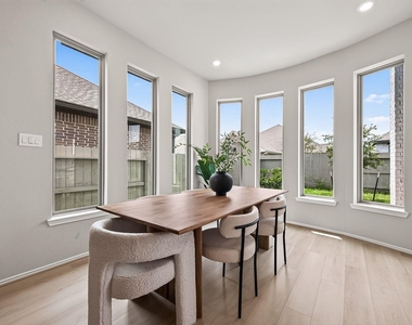 2406 Pear Blossom Lane - Photo Thumbnail 11