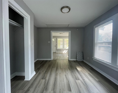 904 Fields Street - Photo Thumbnail 4